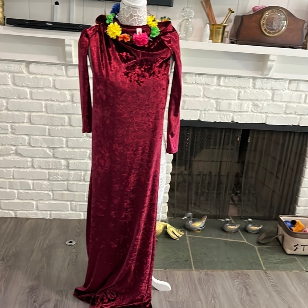 Halloween costume velvet long dress with floral headband 💜🙏not included